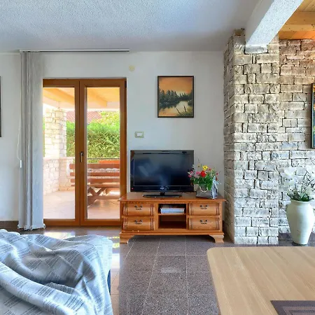 Holiday home Holiday Home Villa Anamaria By Interhome